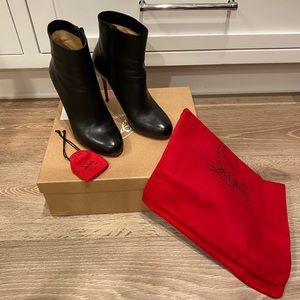 Louboutin Fifi Black Booty 100 Shiny Calf Size 9.5